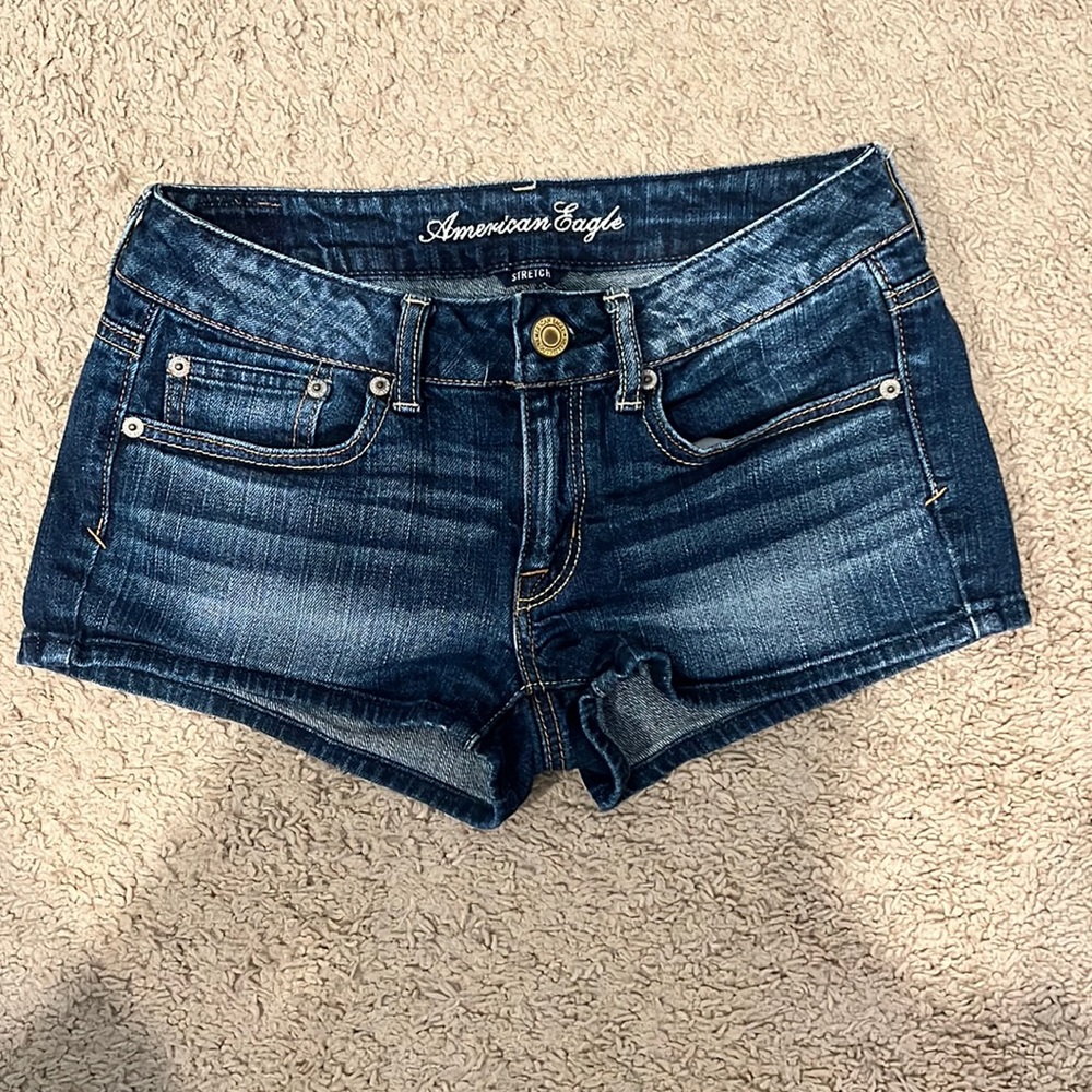 American Eagle low rise shorts